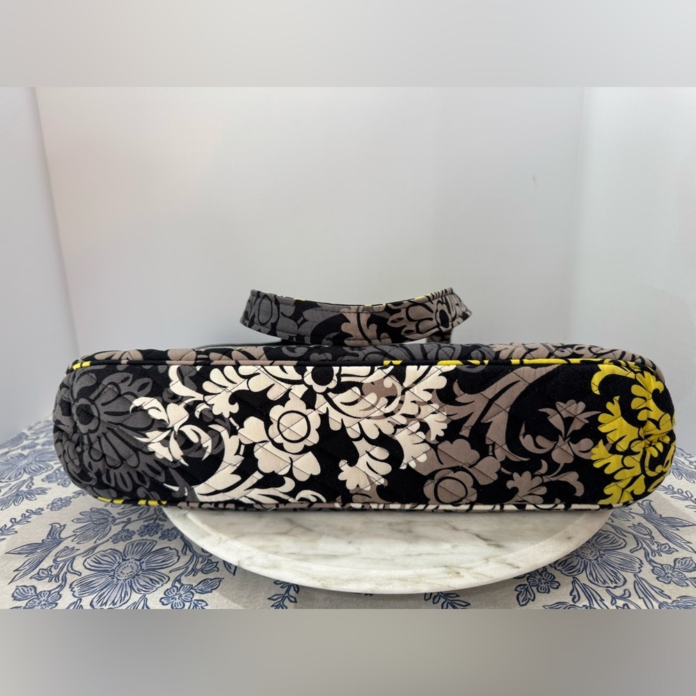 Vera Bradley Floral Tote Bag Black, Yellow, Cream with matching coin purse - Picture 6 of 10